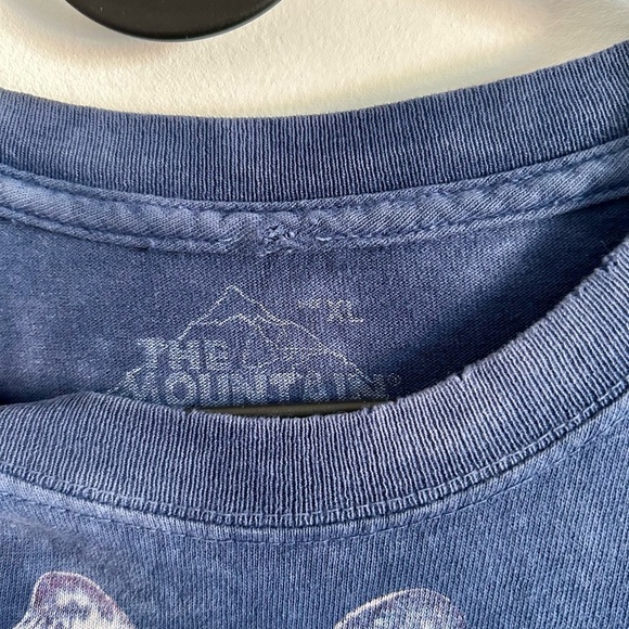 The Mountain Charging Triceratops Dinosaur All Over Print Shirt Mens Size XL - Picture 3 of 4